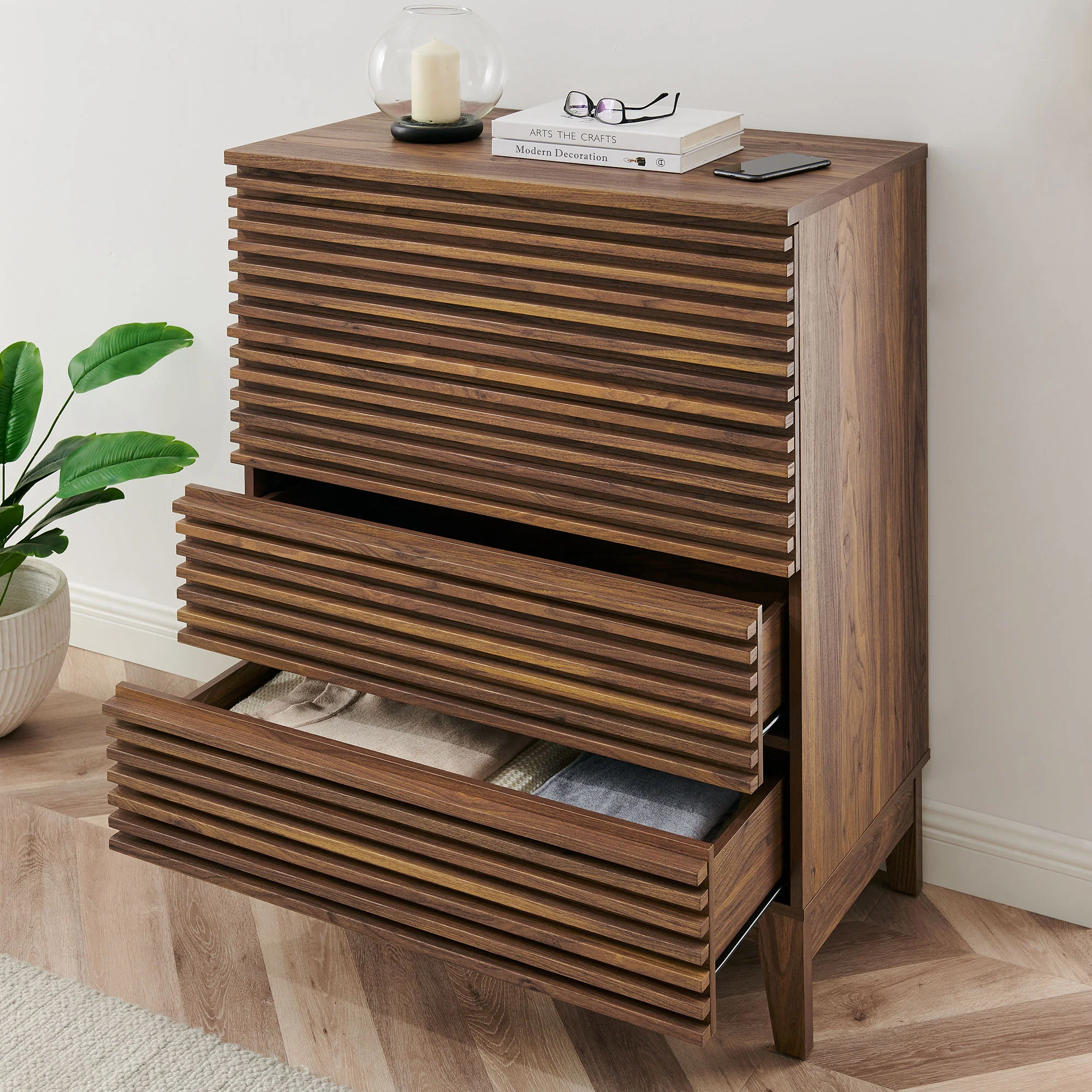 Render 4-Drawer Chest by Modway - Image 6