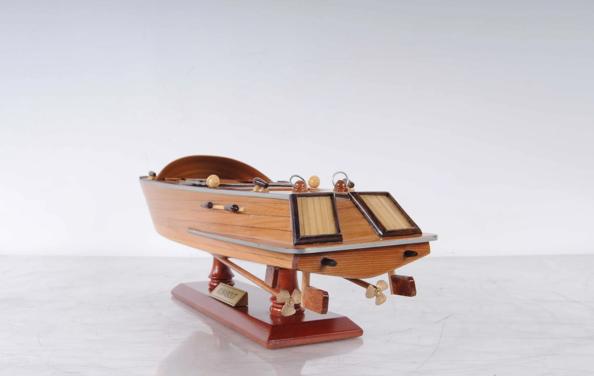 Runabout Sm By Homeroots - Image 3