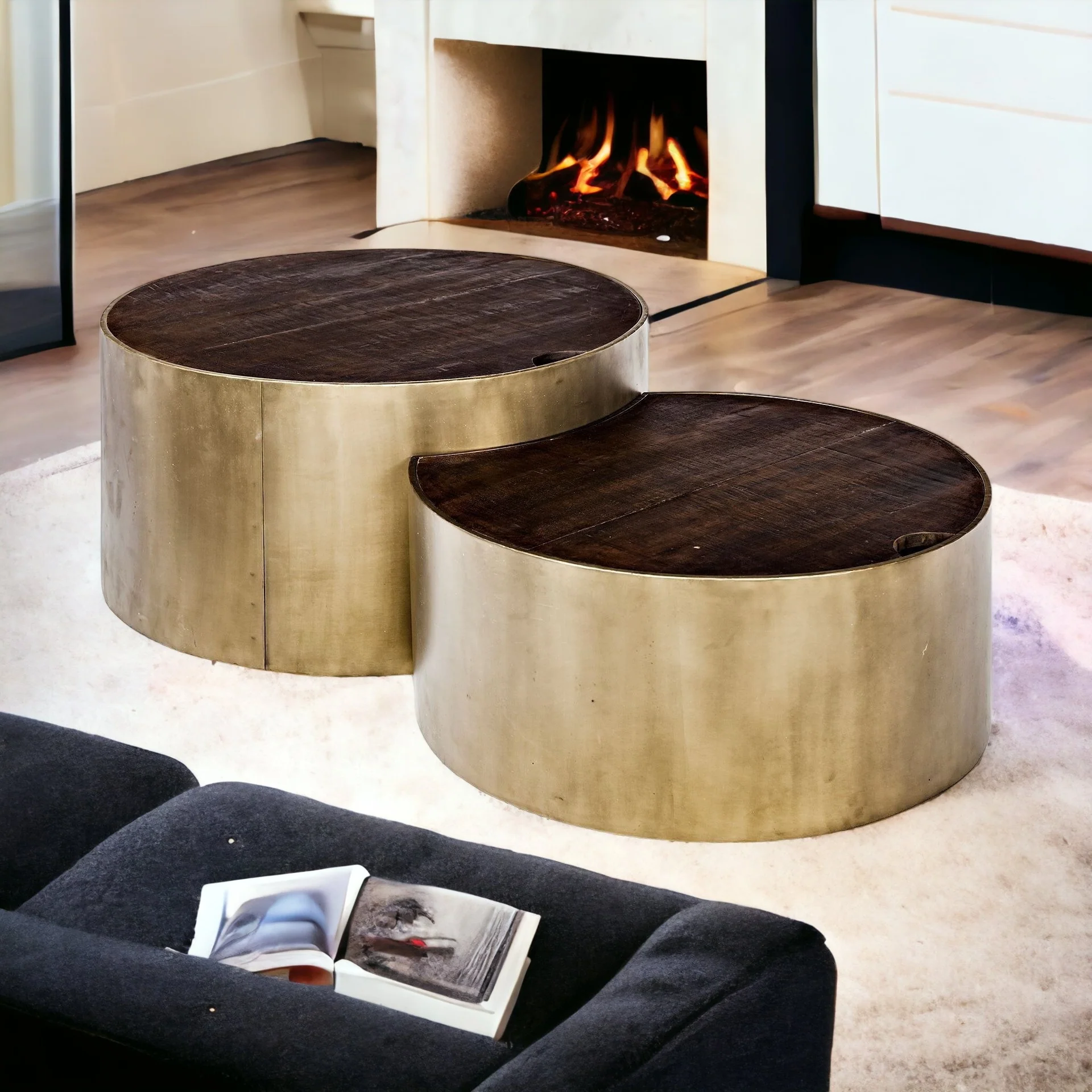 S2 39.5' & 31.25' Round Wood Nesting Coffee Tables By Homeroots - Image 2