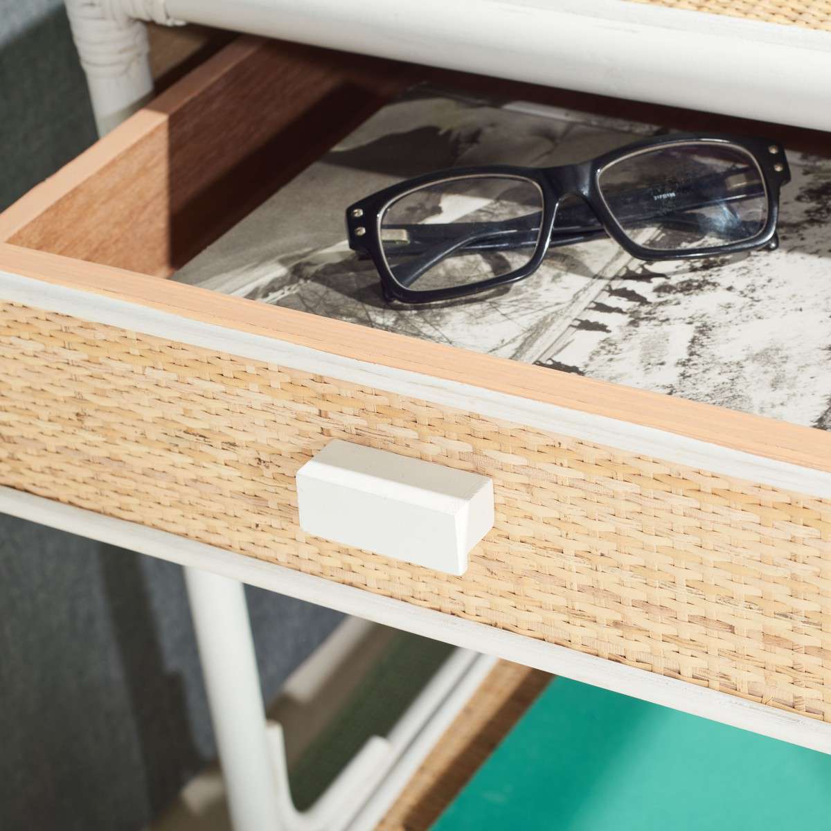 Safavieh Bea 1 Drawer 1 Shelf Nightstand - White - Image 4