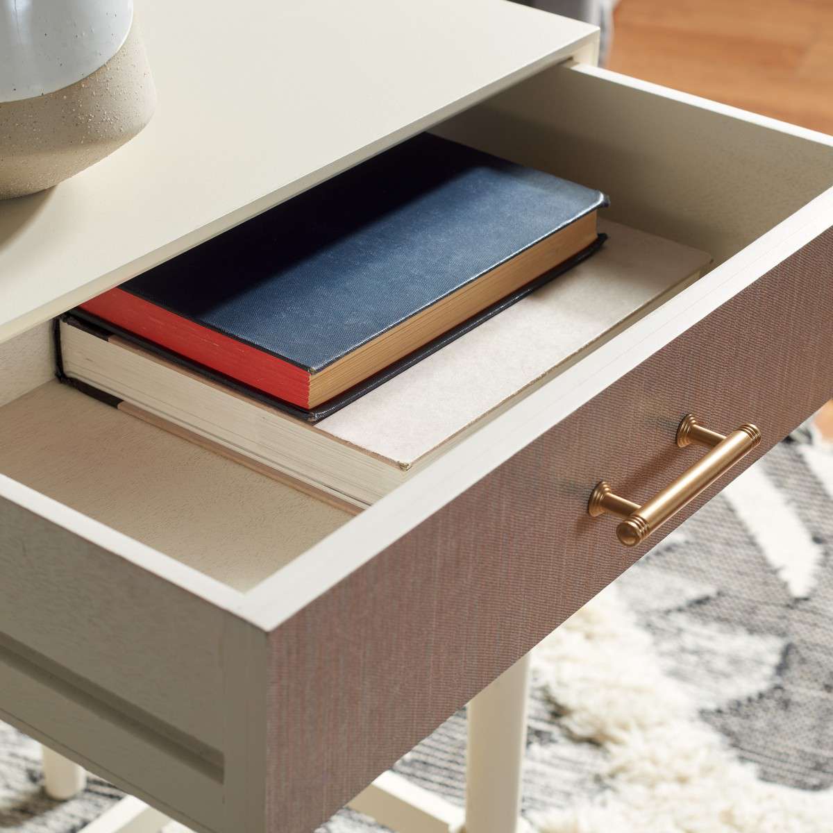 Safavieh Estella 1Drw Accent Table - White - Image 3