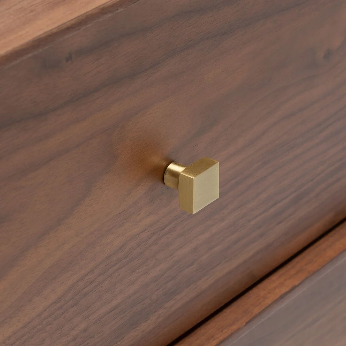 Safavieh Ever 6 Drawer Dresser - Walnut - Image 4