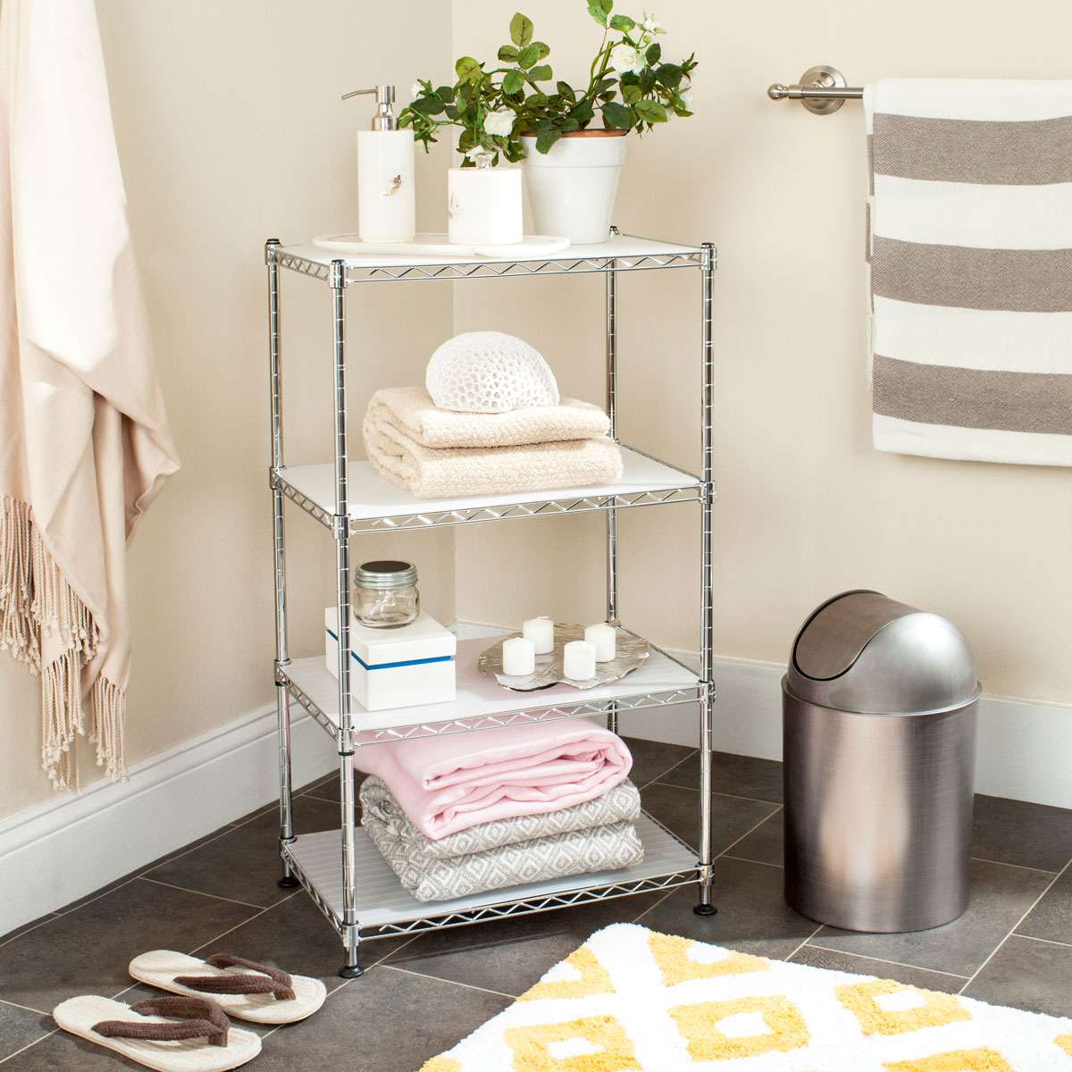Safavieh Jules Adjustable Chrome Wire Mini Rack (17.7 In. W X 11.8 In. D X 31.5 In. H) - Chrome - Image 4