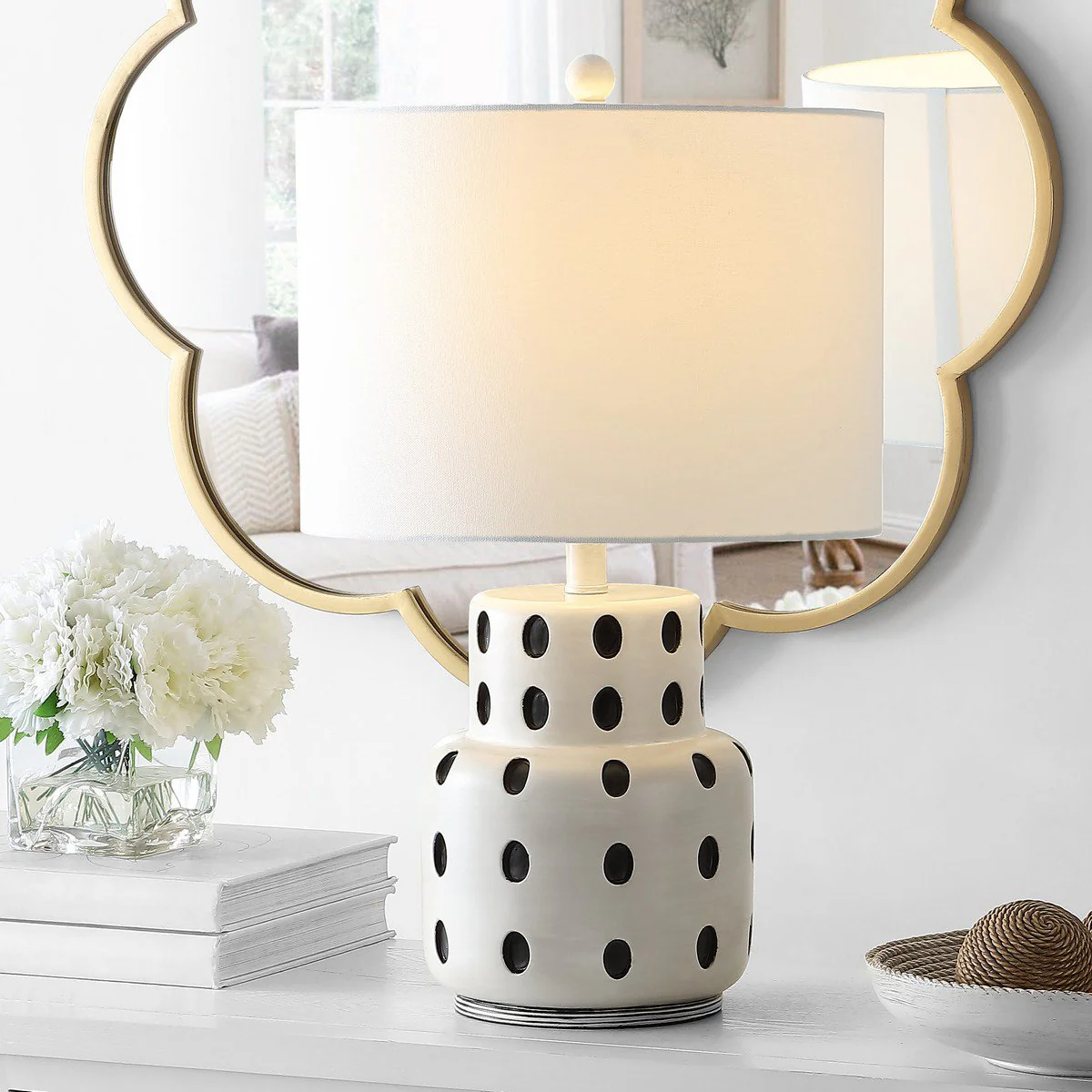 Safavieh Kencia Table Lamp - Cream - Image 3