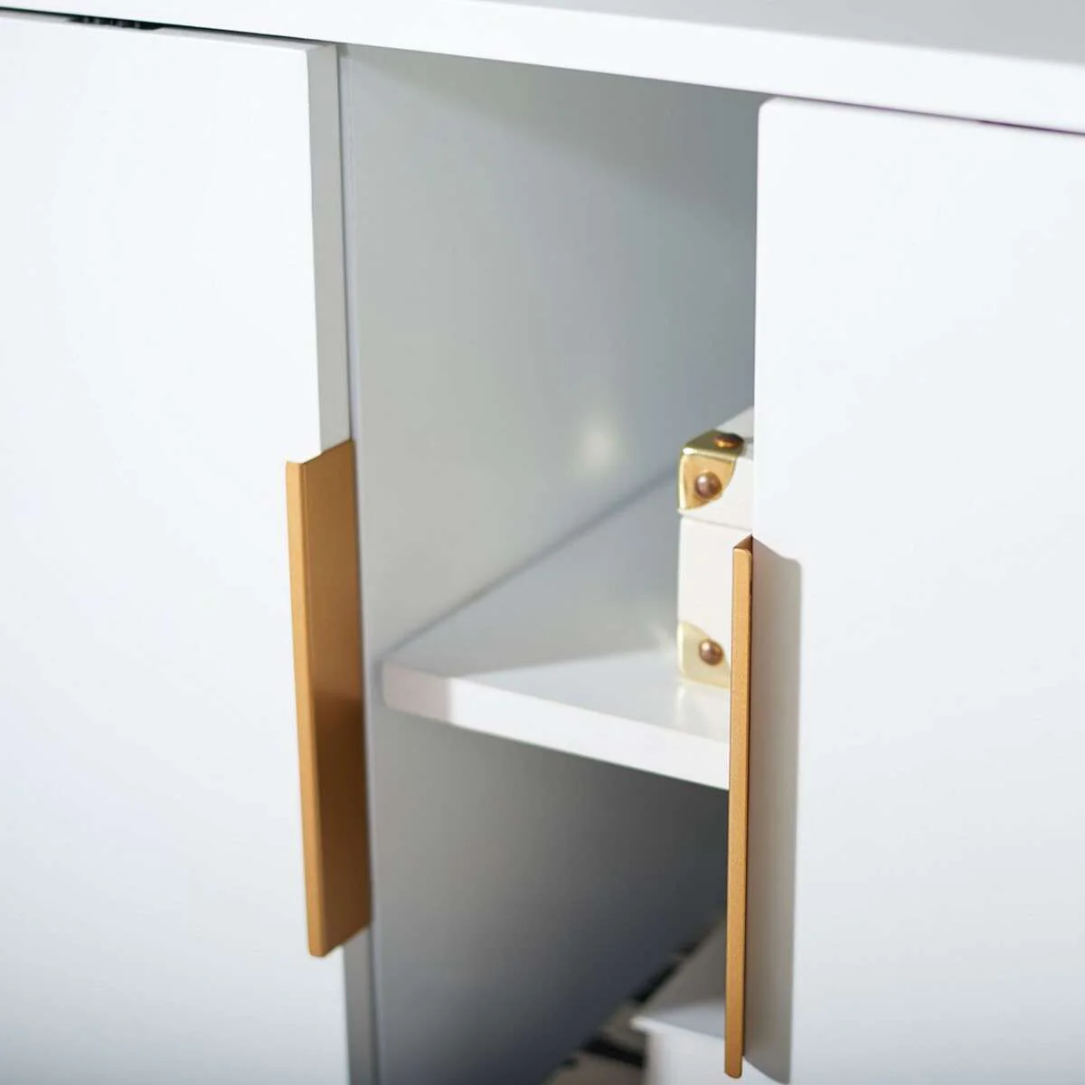 Safavieh Ligia 2 Door Media Stand - White - Image 3