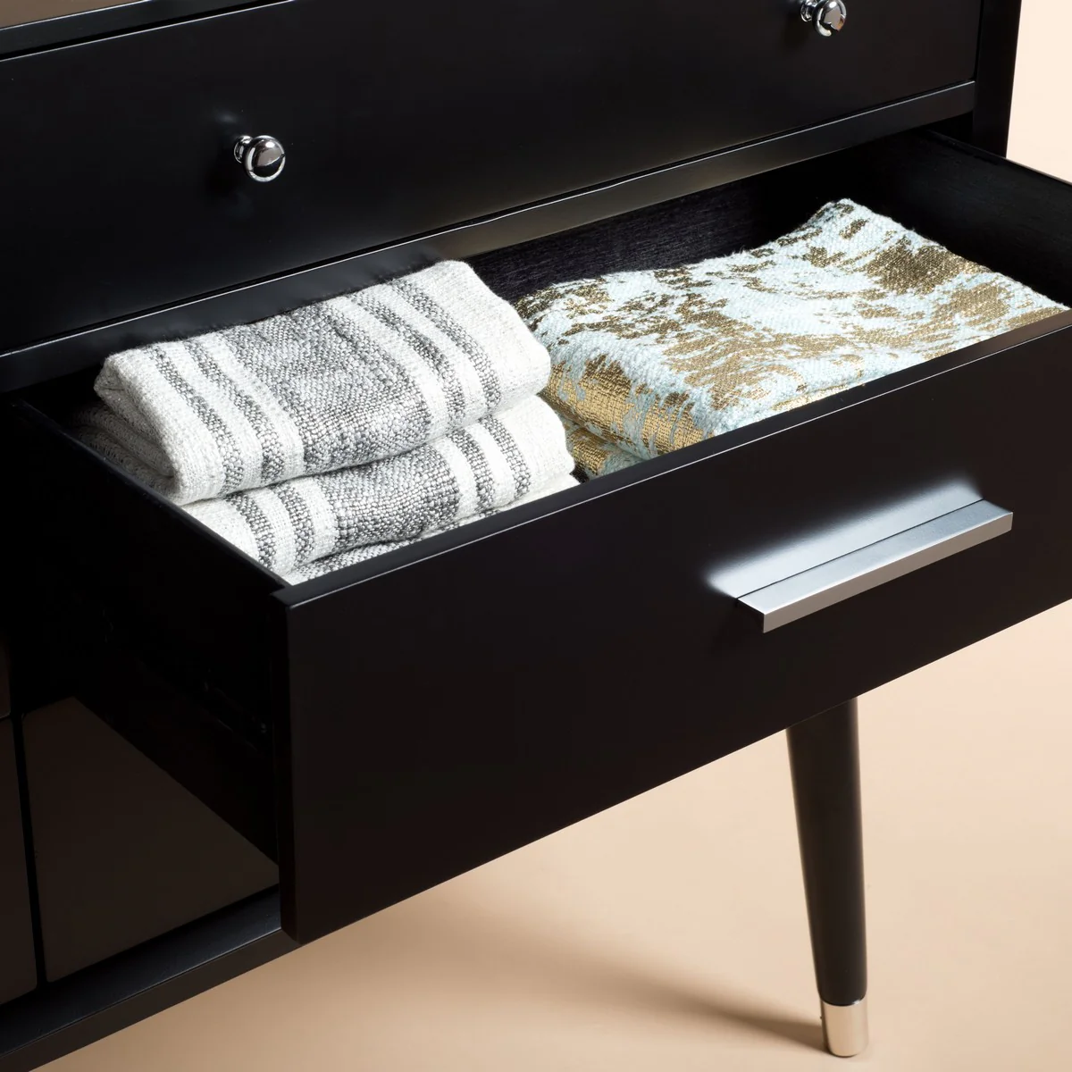 Safavieh Madden Retro Dresser - Black and Silver - Image 5