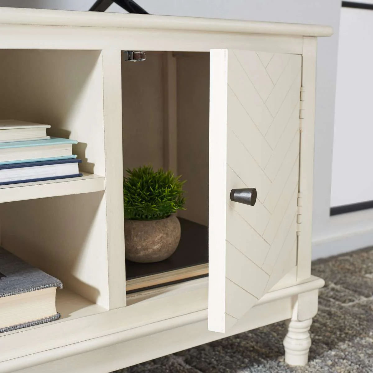 Safavieh Magnolia 2 Door 2 Shelf Media Stand - Distressed White - Image 4