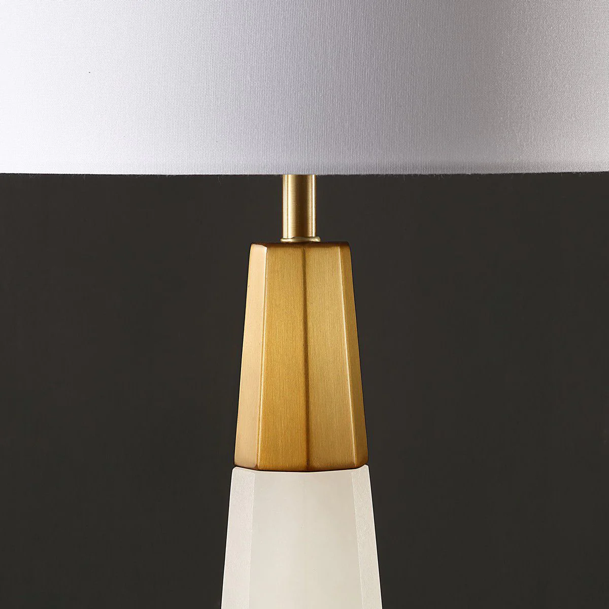 Safavieh Toto Alabaster Table Lamp - White - Image 4