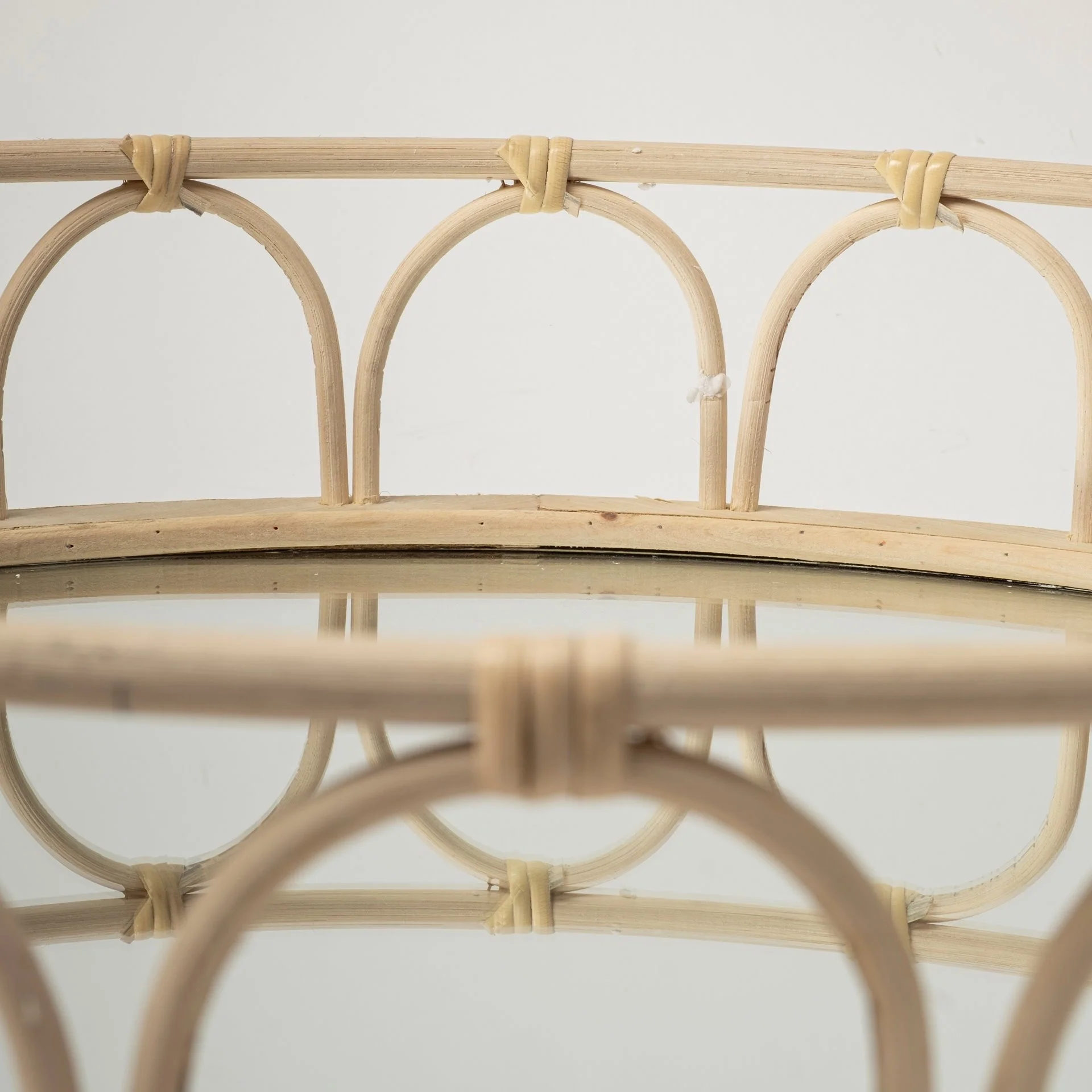 Set Of 2 20' Natural Blonde Wood With Intricately Railings And Mirrored Glass Bottom Round Tray By Homeroots - Image 4