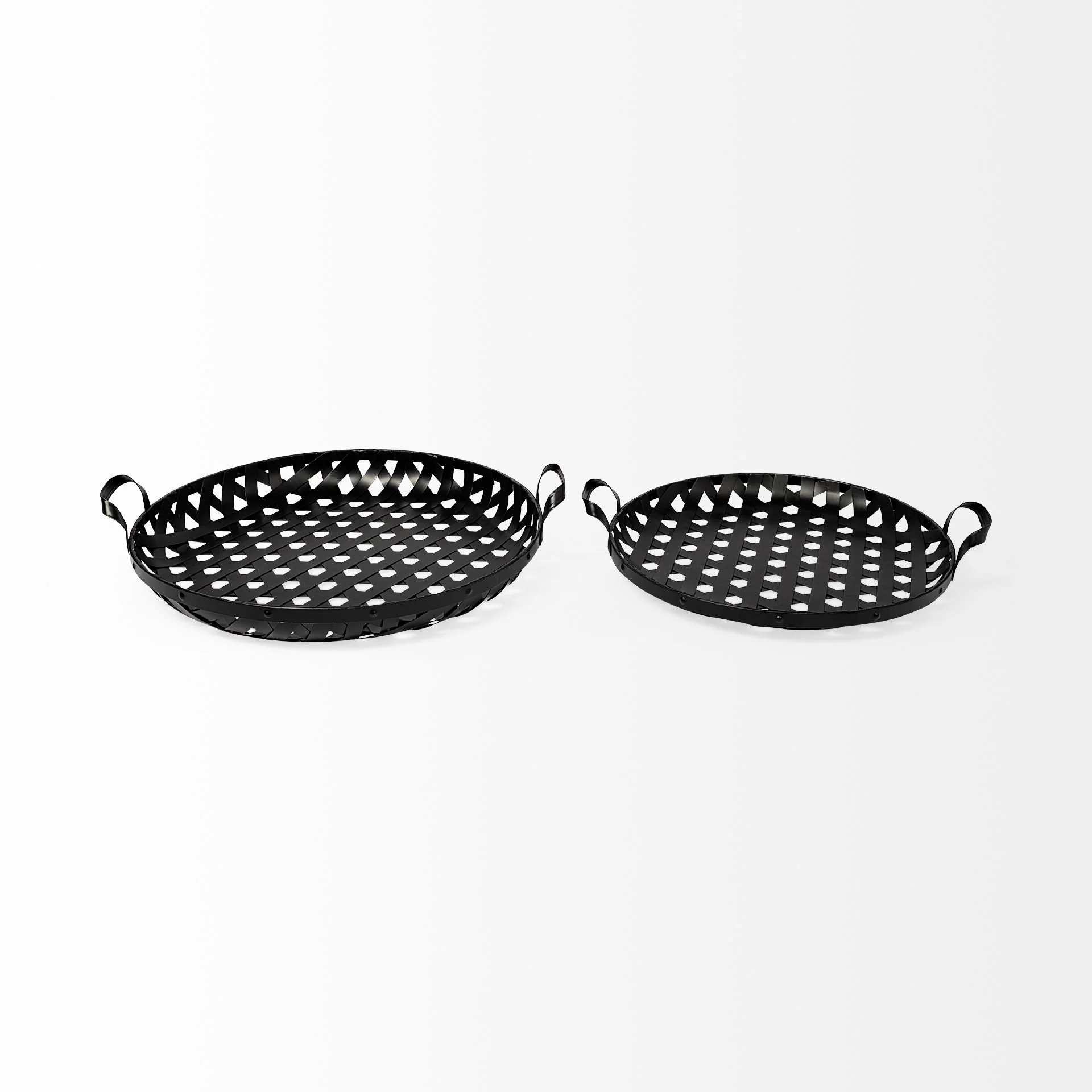 Set Of 2 Matte Black Metal With Interweaved Bottom Trays By Homeroots - Image 3