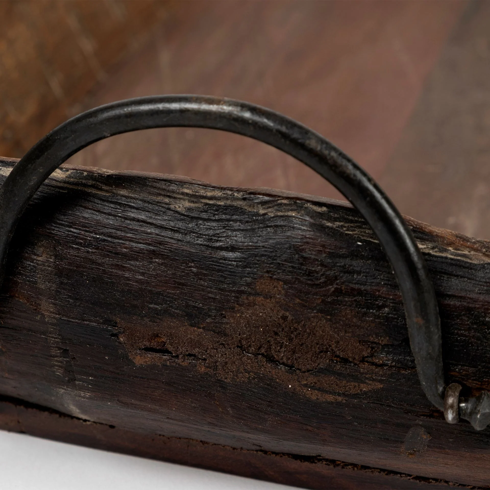 Set Of 2 Medium Brown Recycled Wood With Flaunt Metal Handles Trays By Homeroots - Image 5