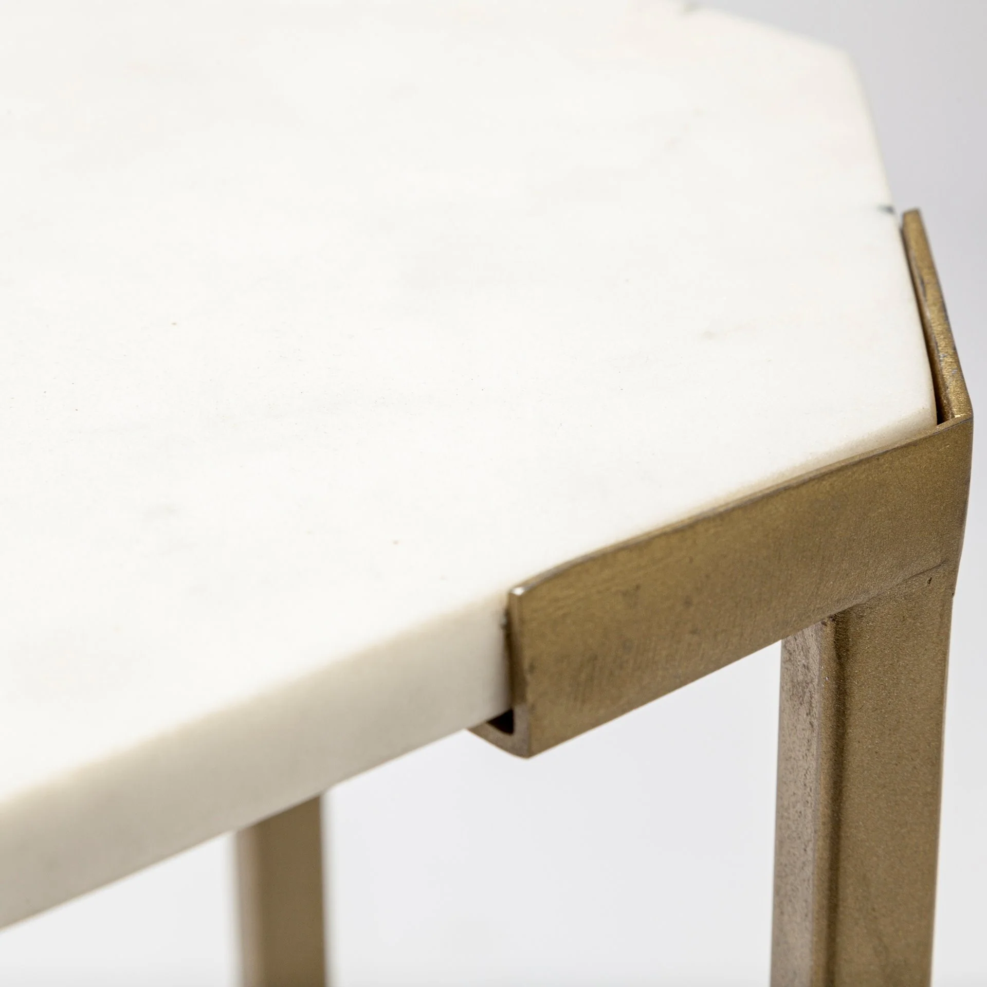 Set of 2 White Marble and Iron Hexagonal Top Side Tables By Homeroots - Image 4