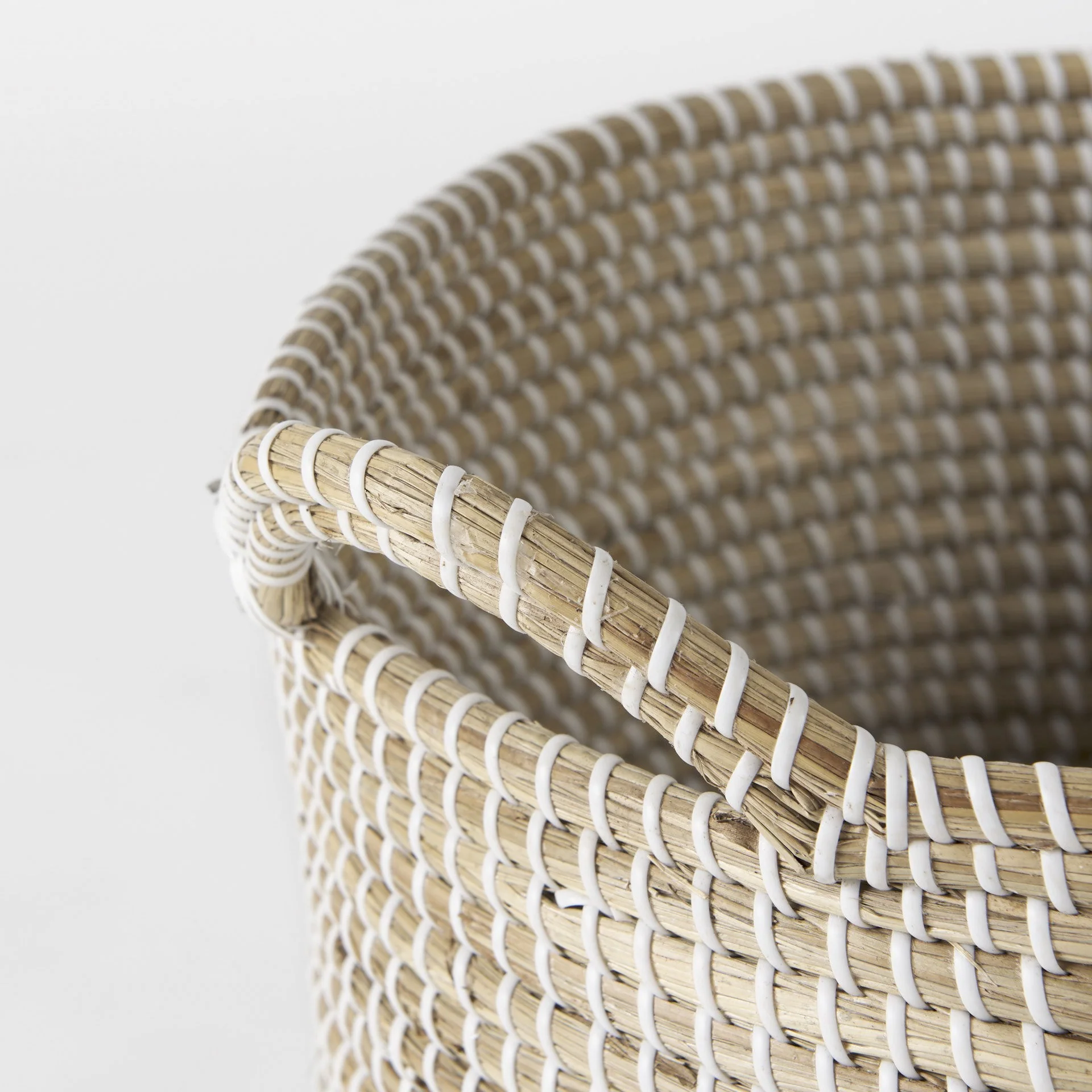 Set of Three Beige and White Storage Baskets By Homeroots - Image 4