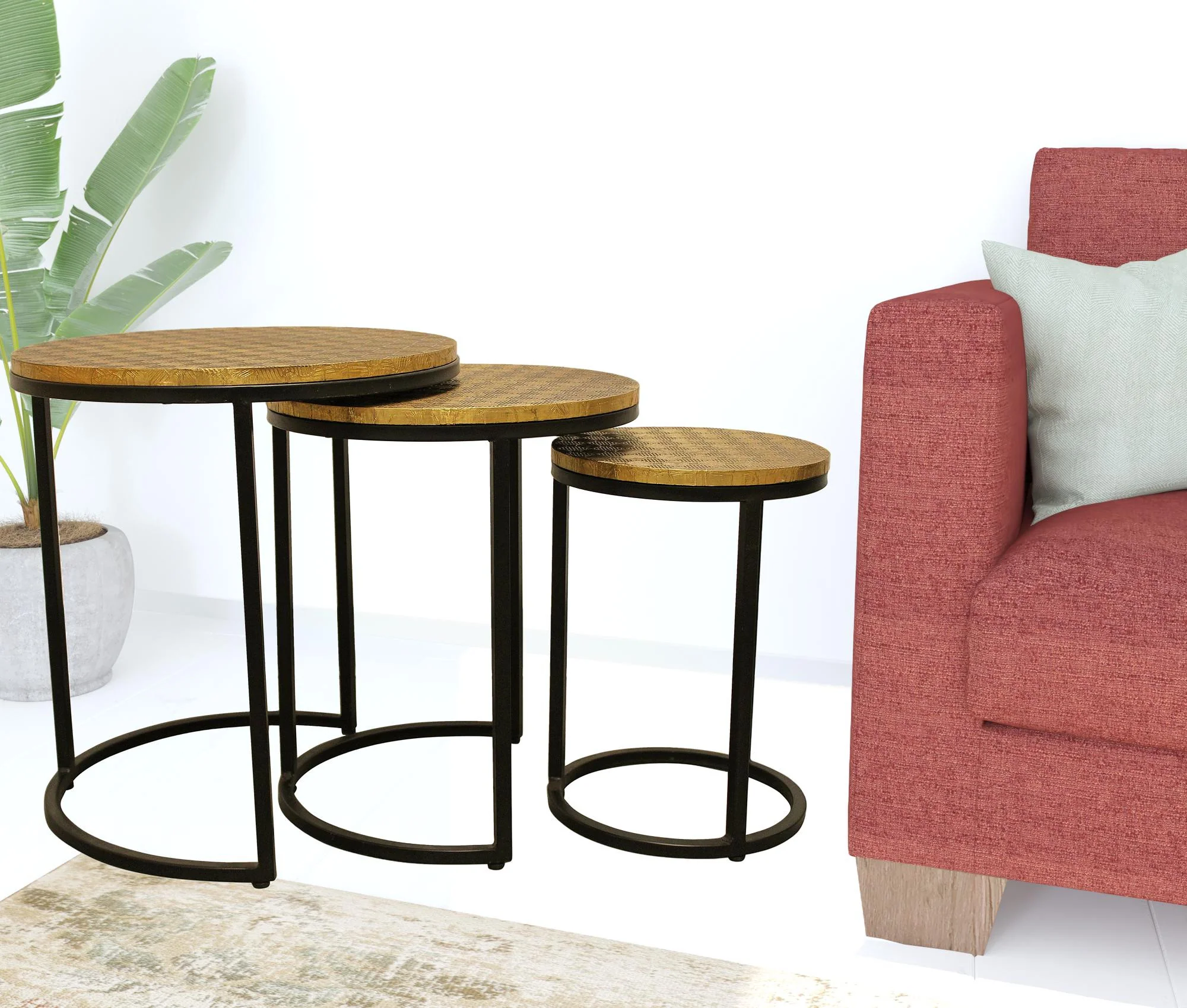 Set Of Three Black And Brass Round Nested Tables By Homeroots - Image 7