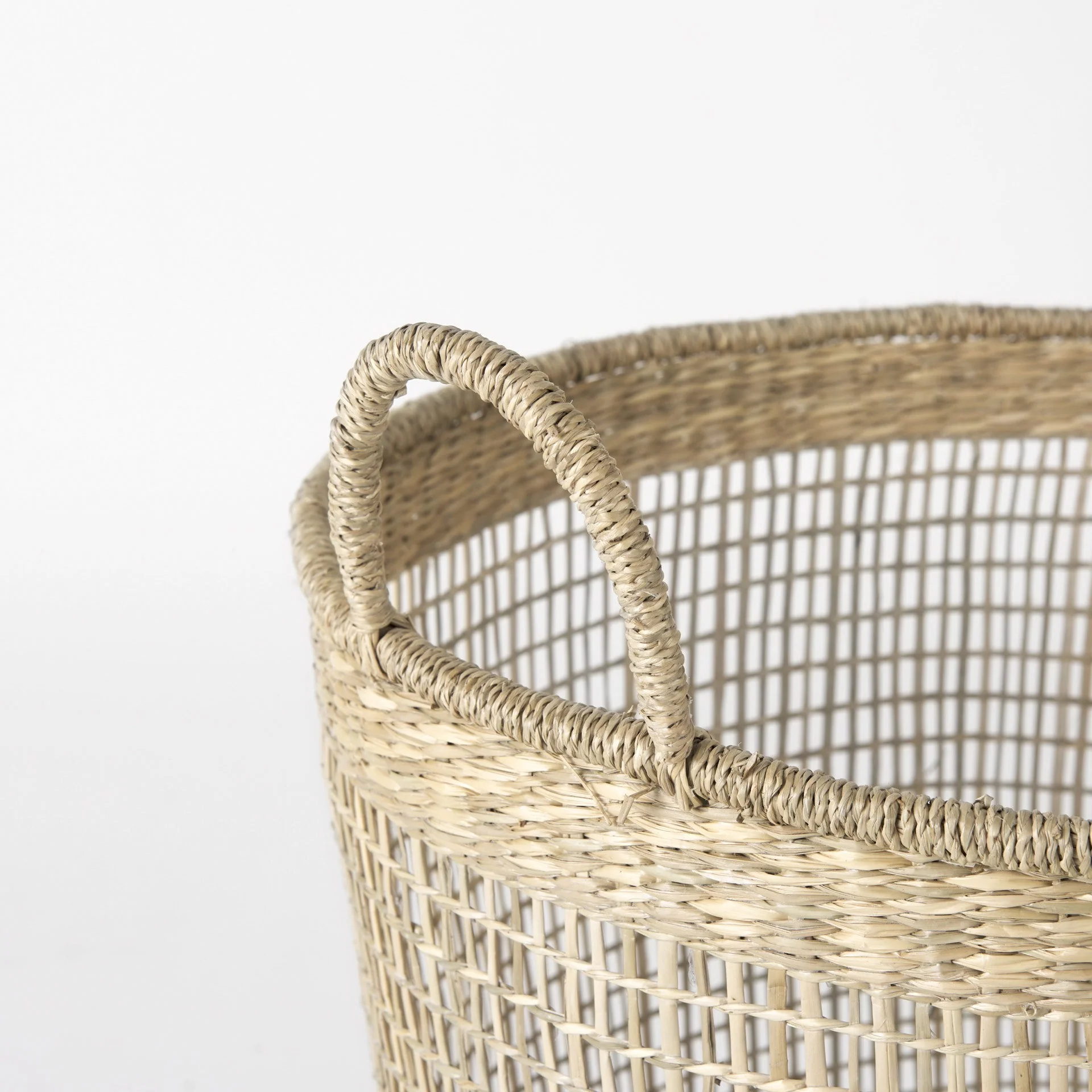 Set of Three Round Wicker Storage Baskets By Homeroots - Image 4