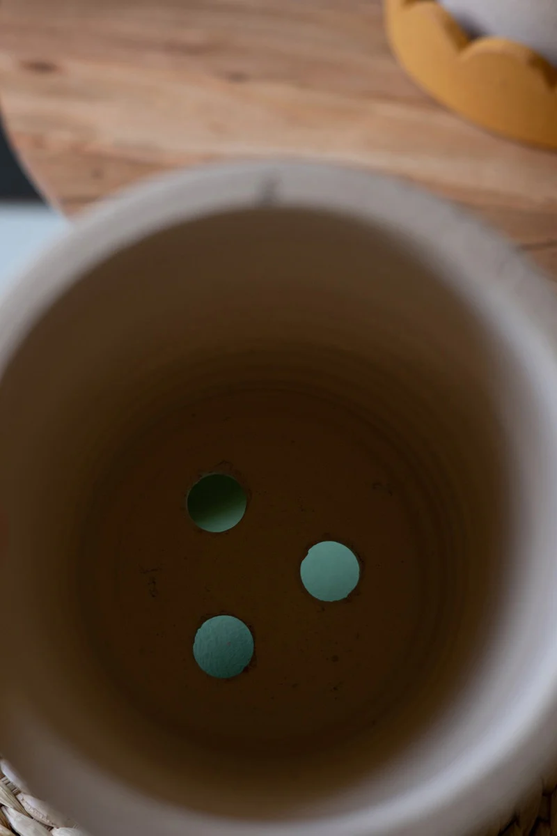 Set Of Three Scalloped Clay Planters By Kalalou - Image 4