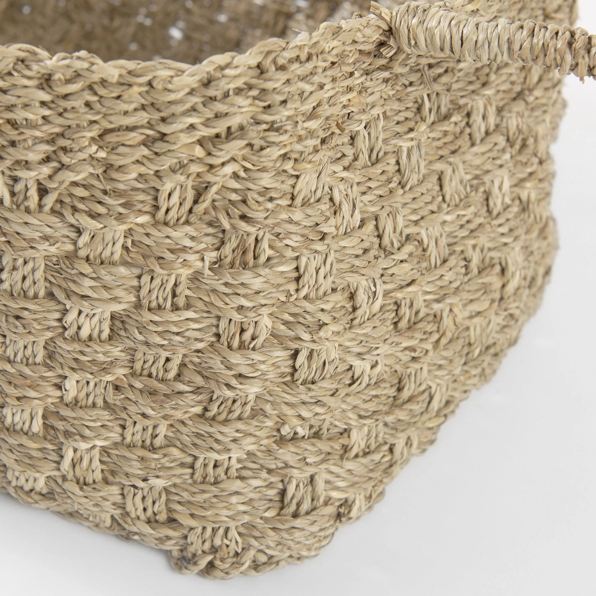Set of Three Weaved Wicker Storage Baskets By Homeroots - Image 9