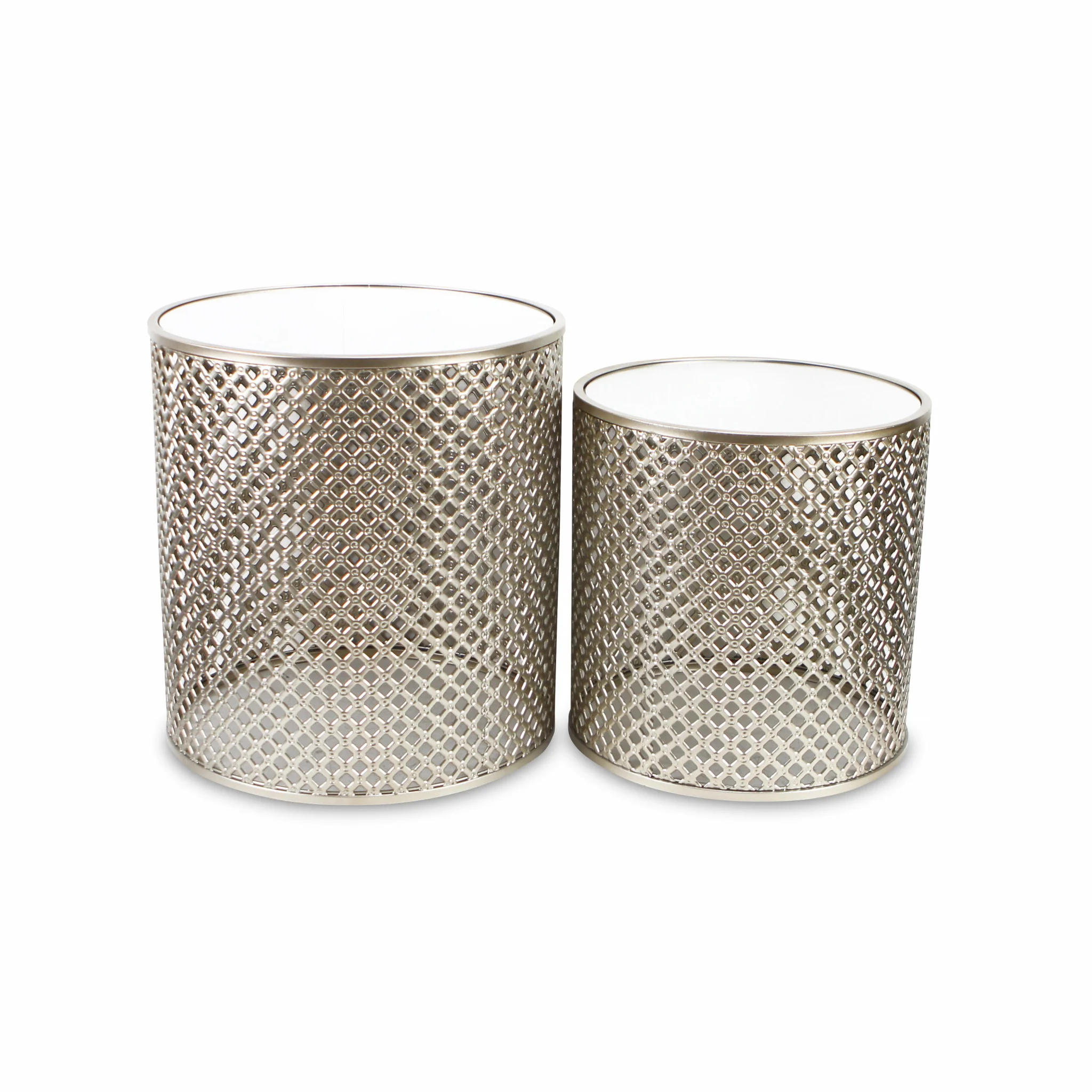 Set Of Two 21" Silver And White Mirrored And Steel Round Nested Tables By Homeroots - Image 6