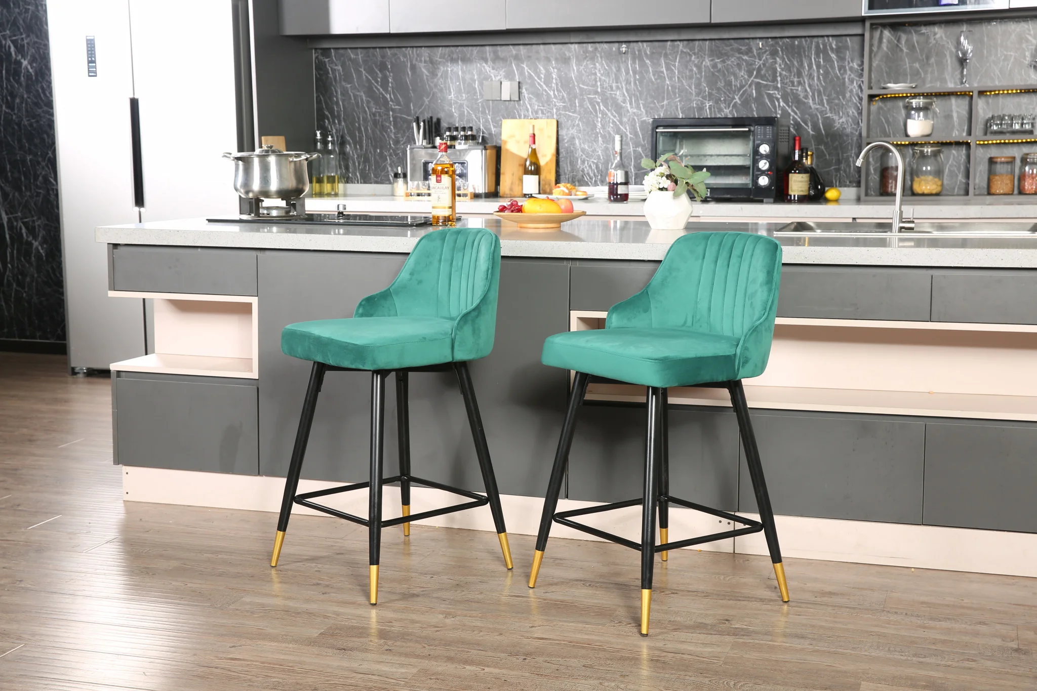 Set Of Two 35" Green and Black Bar Height Chairs By Homeroots - Image 5