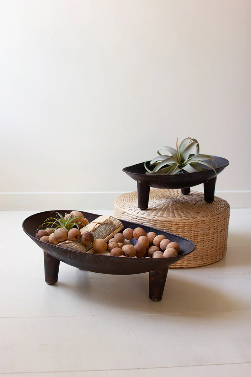 Set Of Two Oval Iron Bowls By Kalalou - Image 4