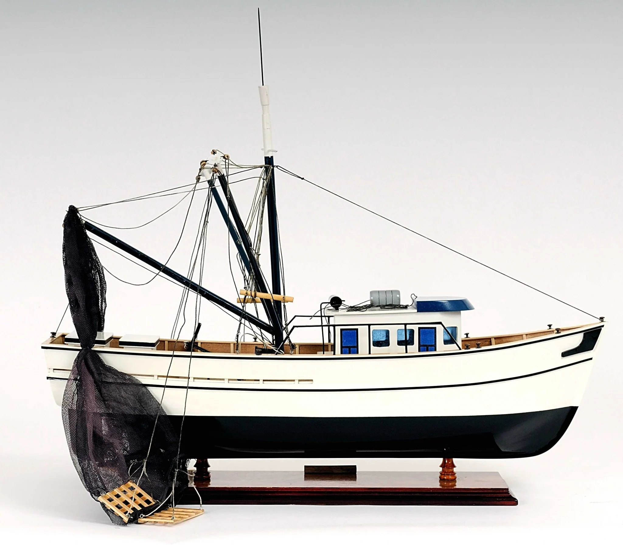 Shrimp Boat By Homeroots - Image 3