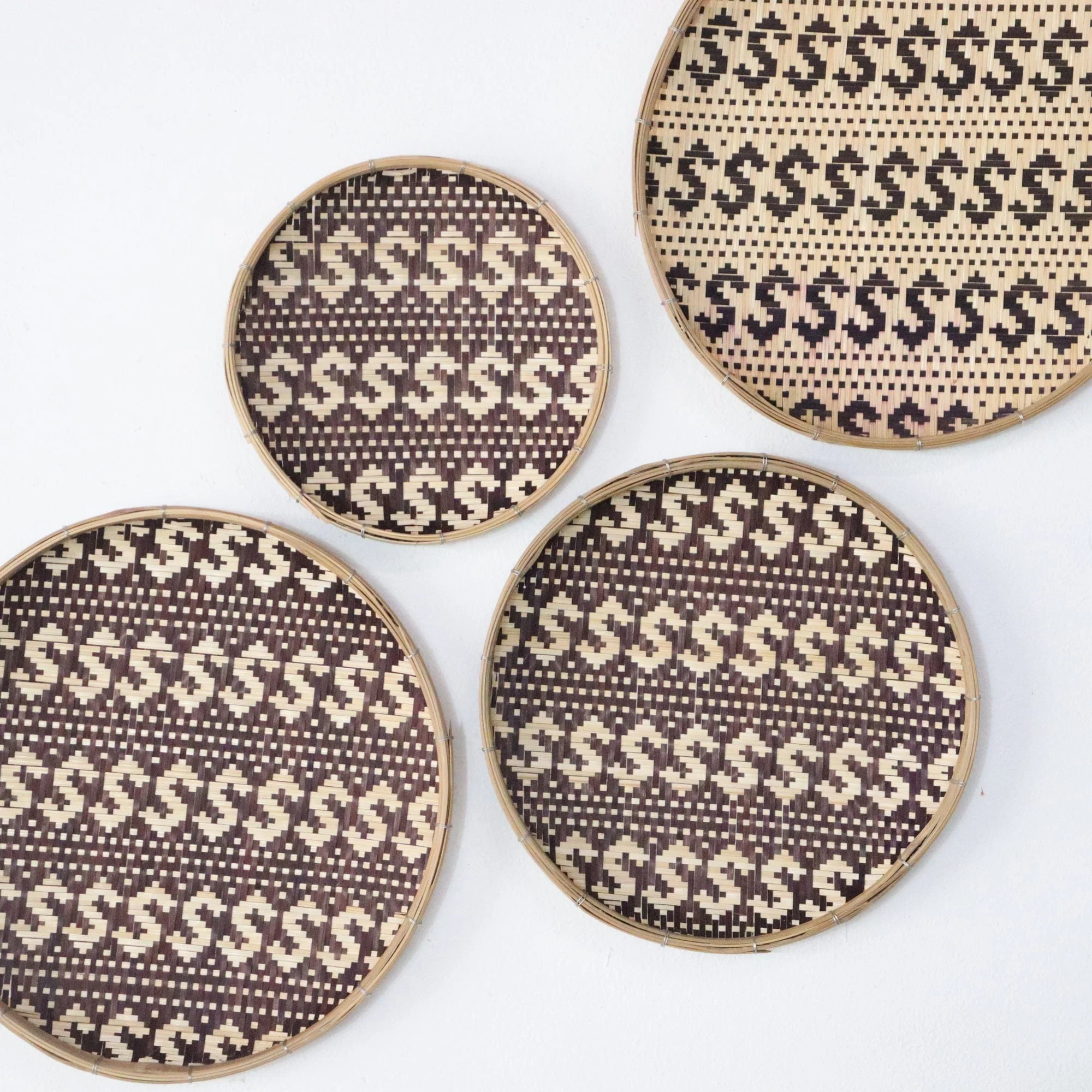 Si Ree - Wall Hanging Art DeCor Set Of 4 By Thaihome - Image 4