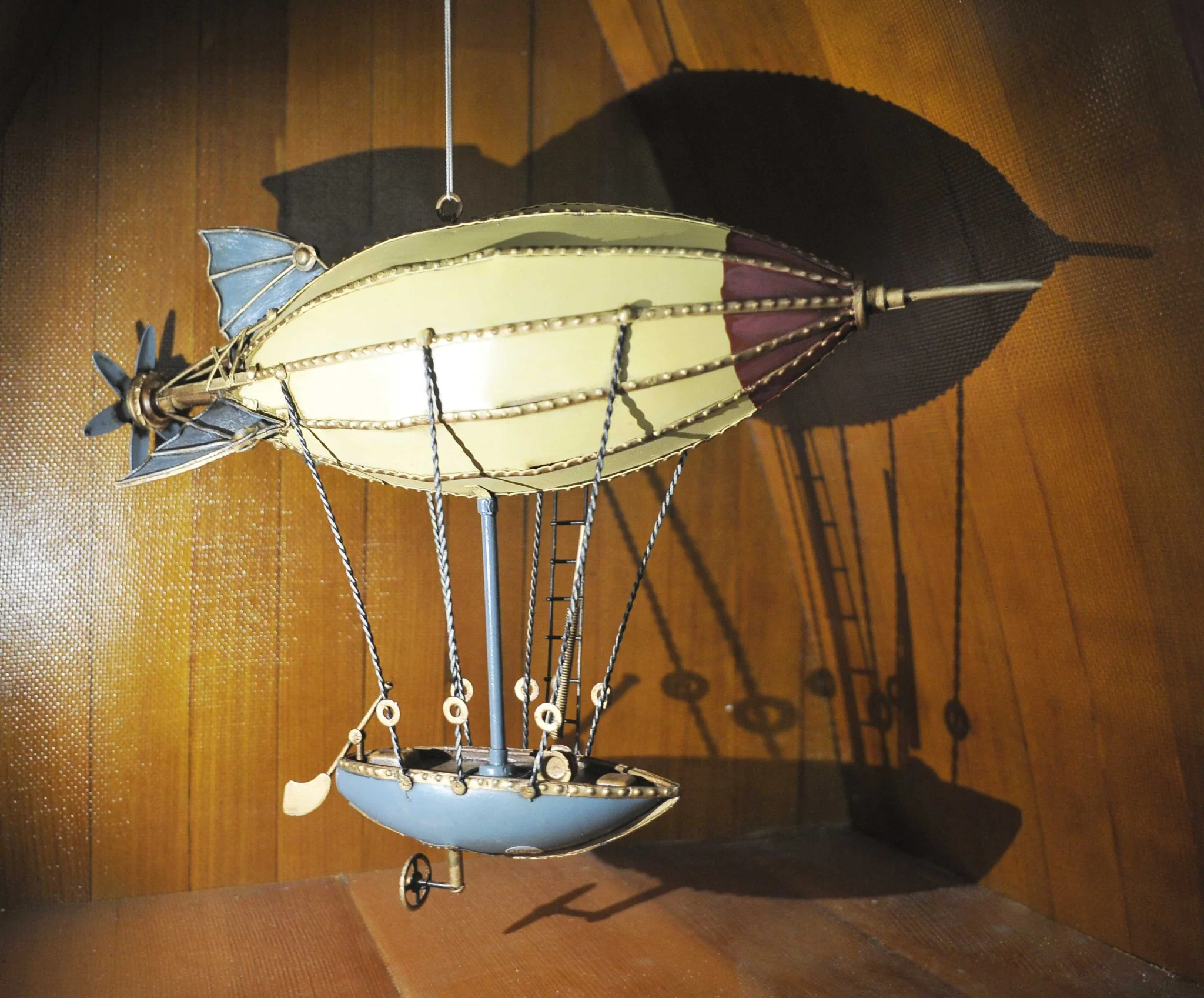 Steampunk Airship Metal Model By Homeroots - Image 6
