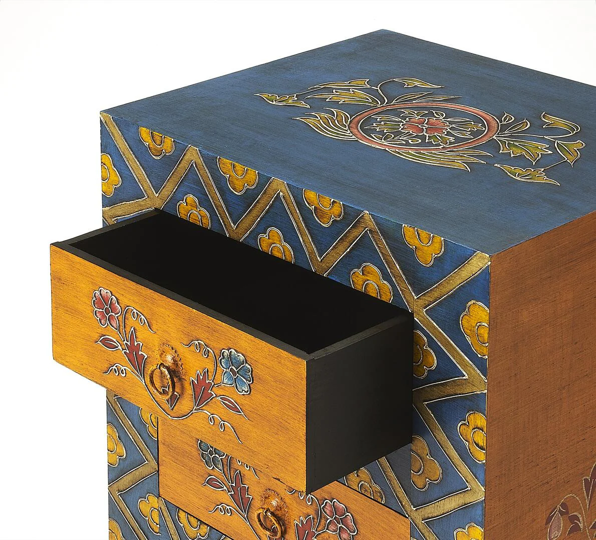 Stylish Hand Painted 3 Drawer Accent Cabinet By Homeroots - Image 3