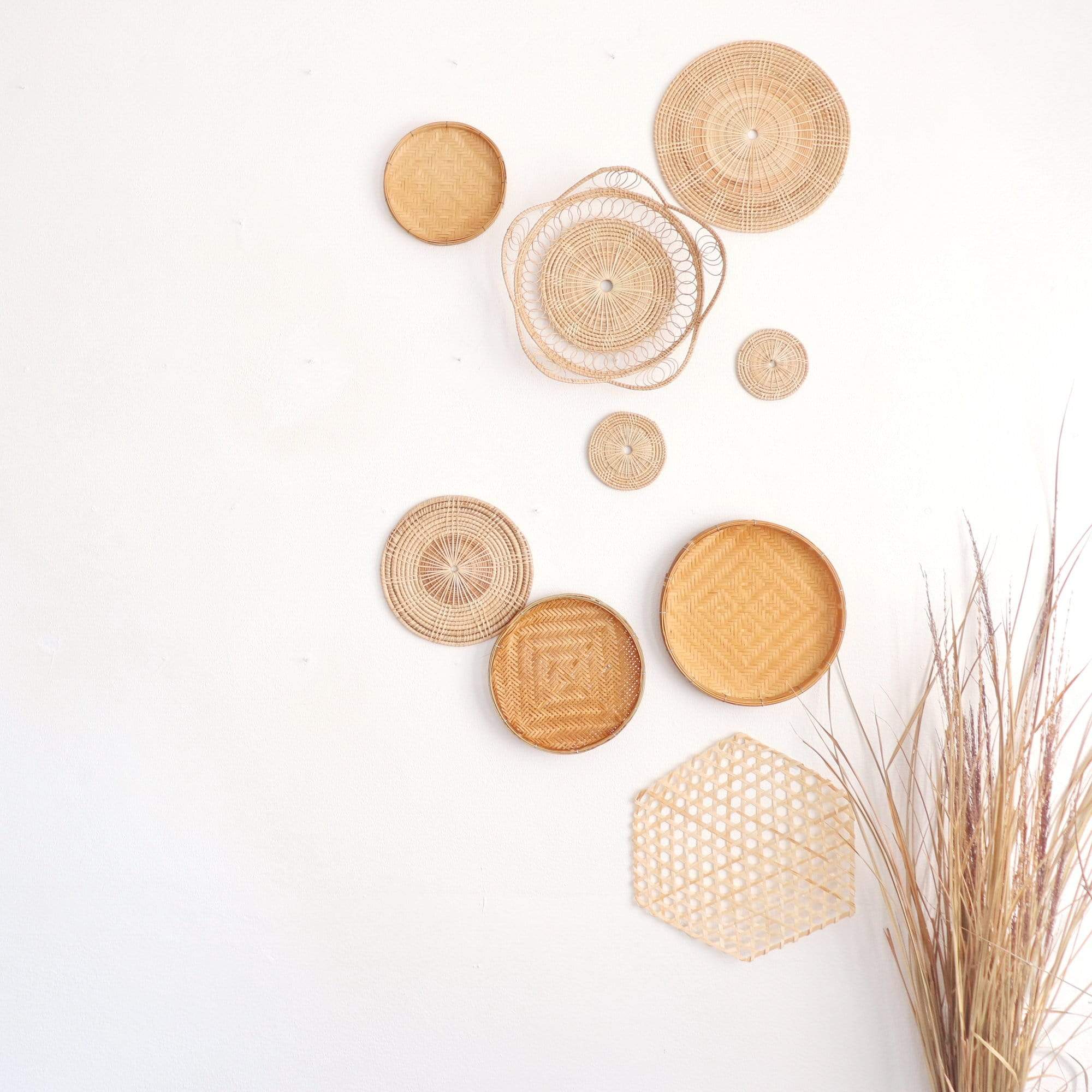 Tee Wit- Rattan Wall Decor Set - Bohemian Style Hanging Baskets (Set Of 9) By Thaihome - Image 3