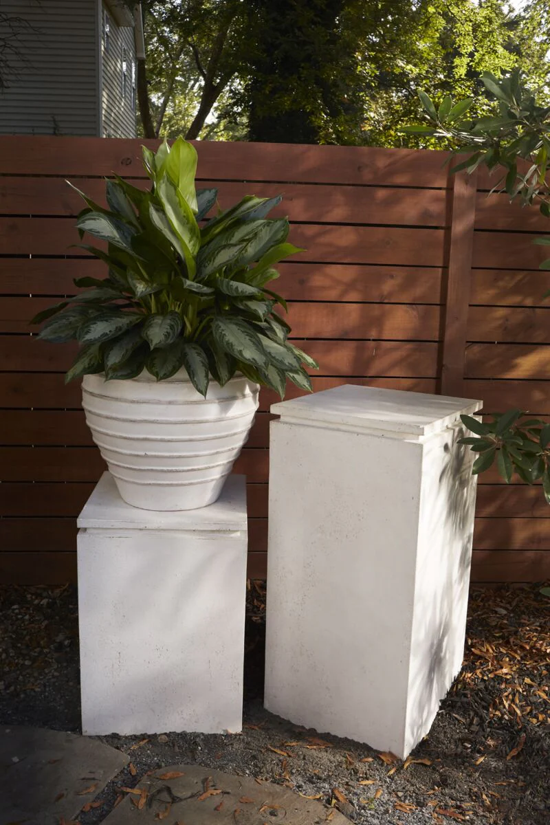 Thompson Column 19.5"x 28.5" By Accent Decor - Image 3
