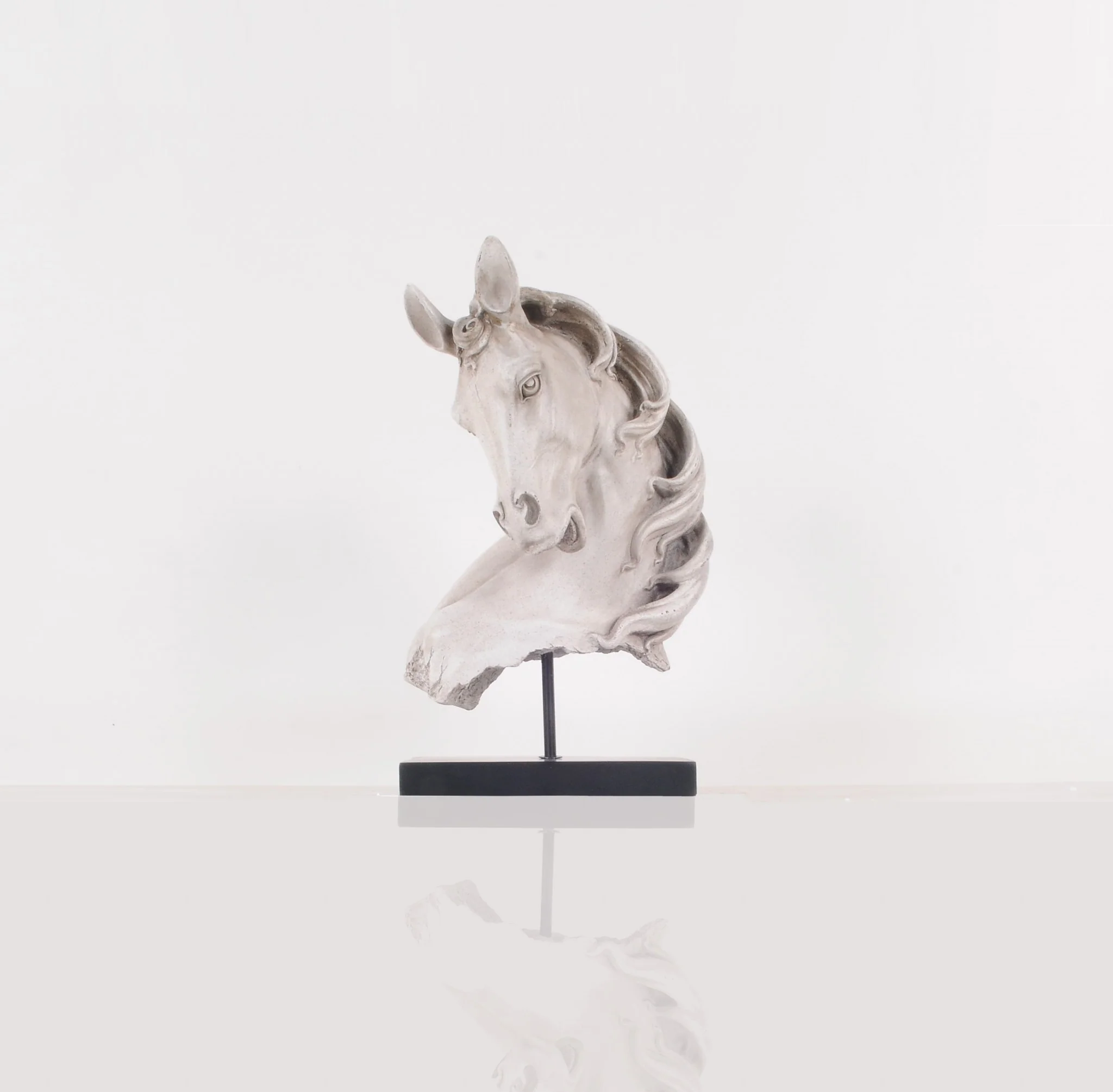 Vintage Look Off White Horse Head Statue By Homeroots - Image 2