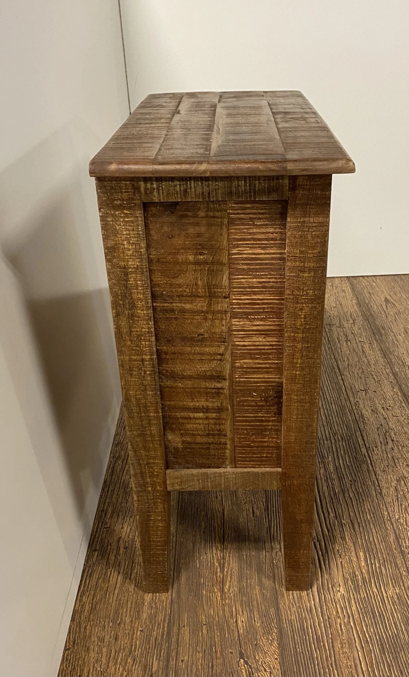 Vintage Rustic Farmhouse Three Drawer Dresser By Homeroots - Image 3