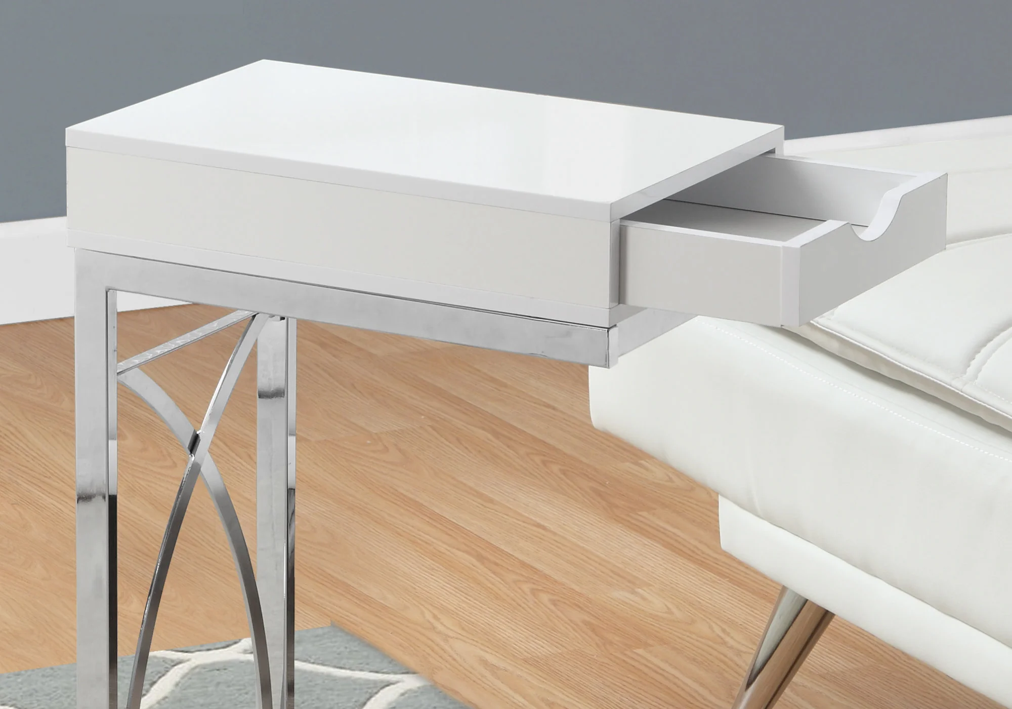 White Finish Drawer Accent Table By Homeroots - Image 2