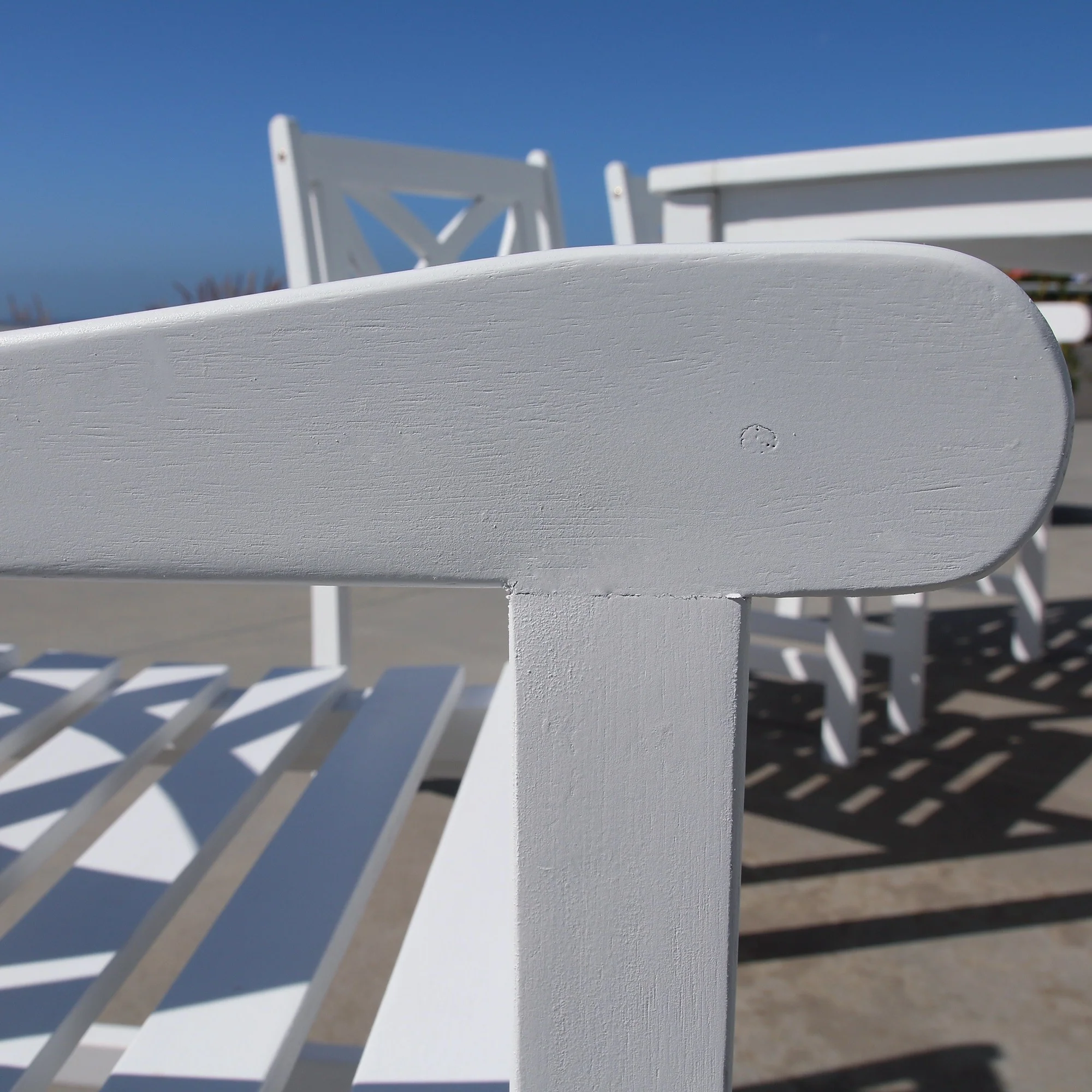 White Garden Armchair By Homeroots - Image 3