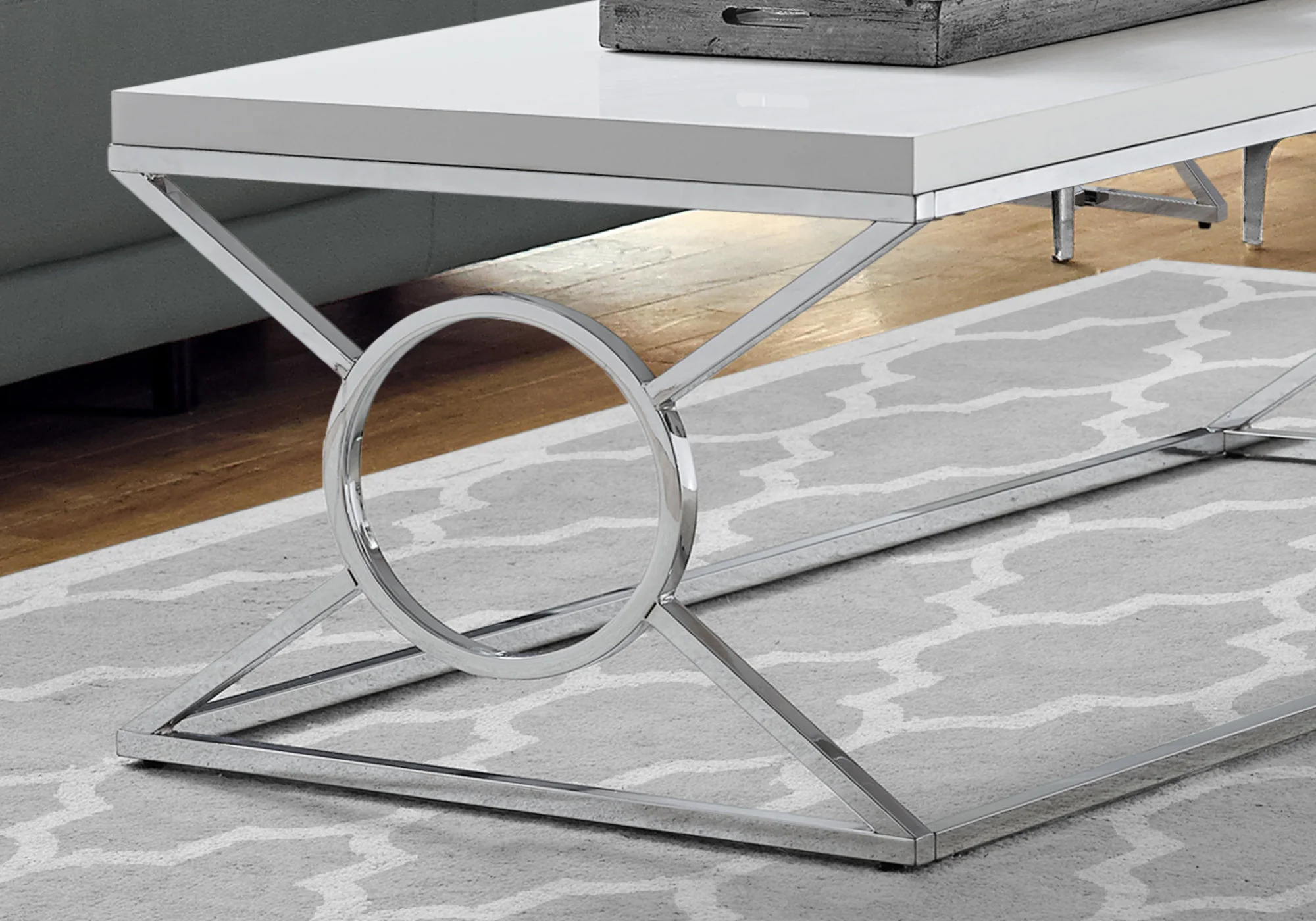 White Metal Coffee Table By Homeroots - Image 2