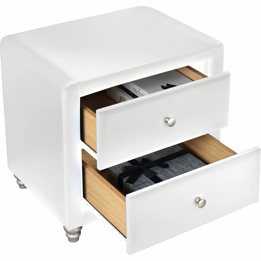 White Platform Queen Bed With Two Nightstands By Homeroots - 397017 - Image 6