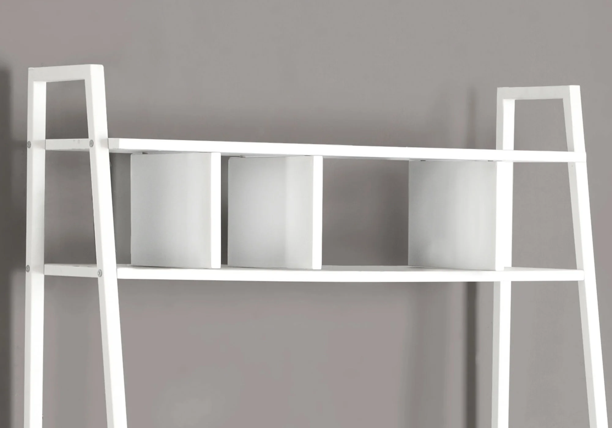 White TopwithWhite Metal Computer Desk By Homeroots - Image 2