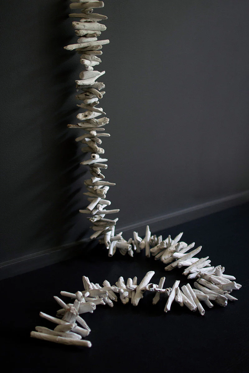 White-Washed Driftwood Garland (Min 2) By Kalalou - Image 2
