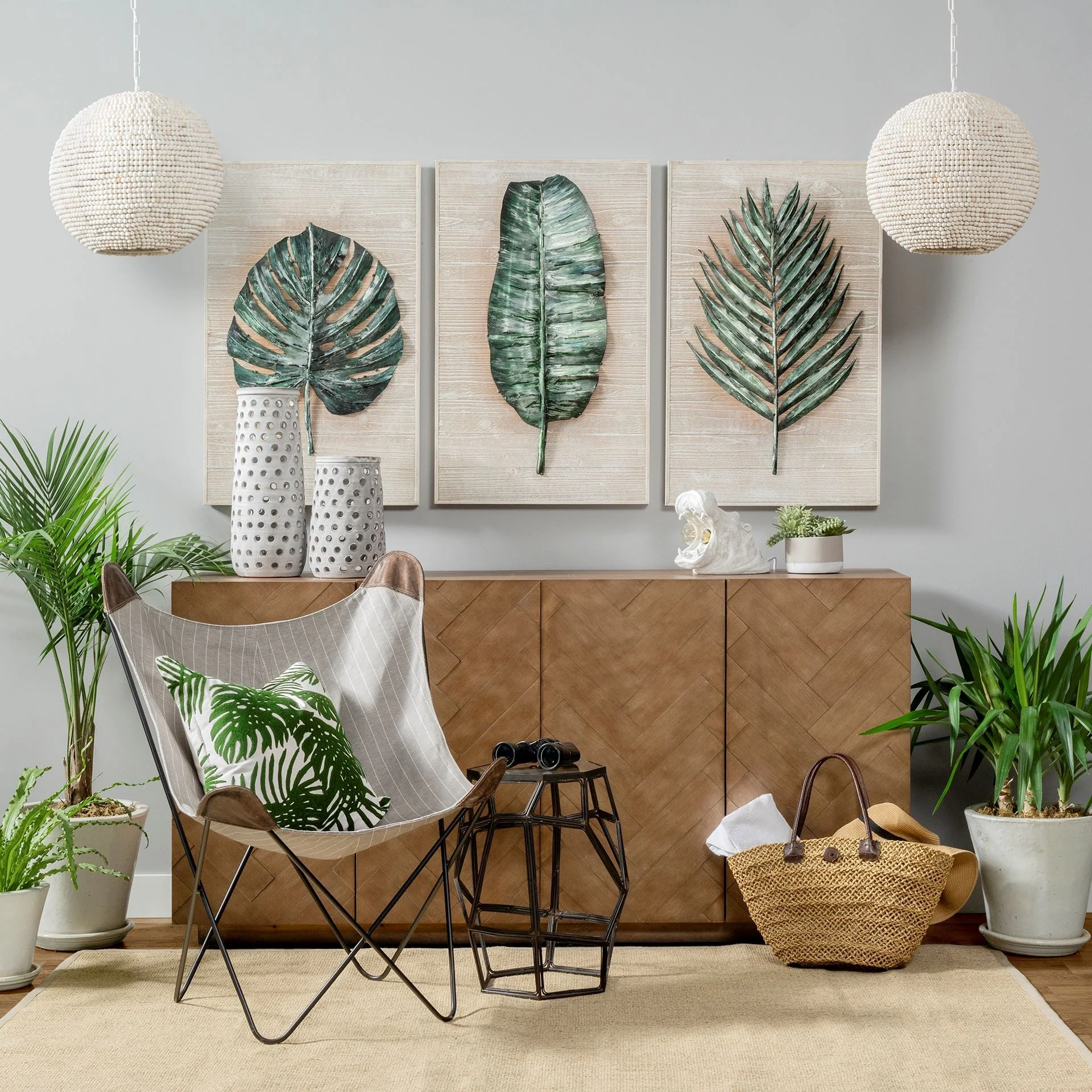 Whitewash Beaded Ball Hanging Light By Homeroots - Image 6