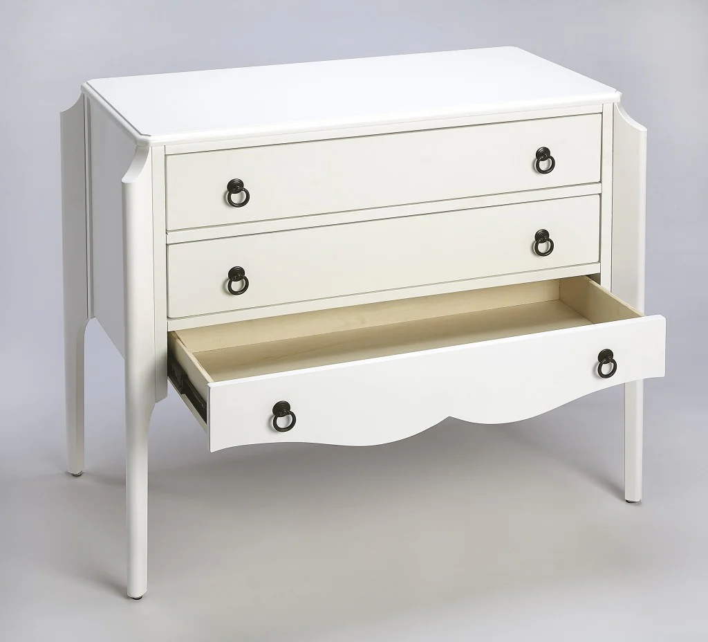 Wilshire Glossy White Accent Chest By Homeroots - Image 3