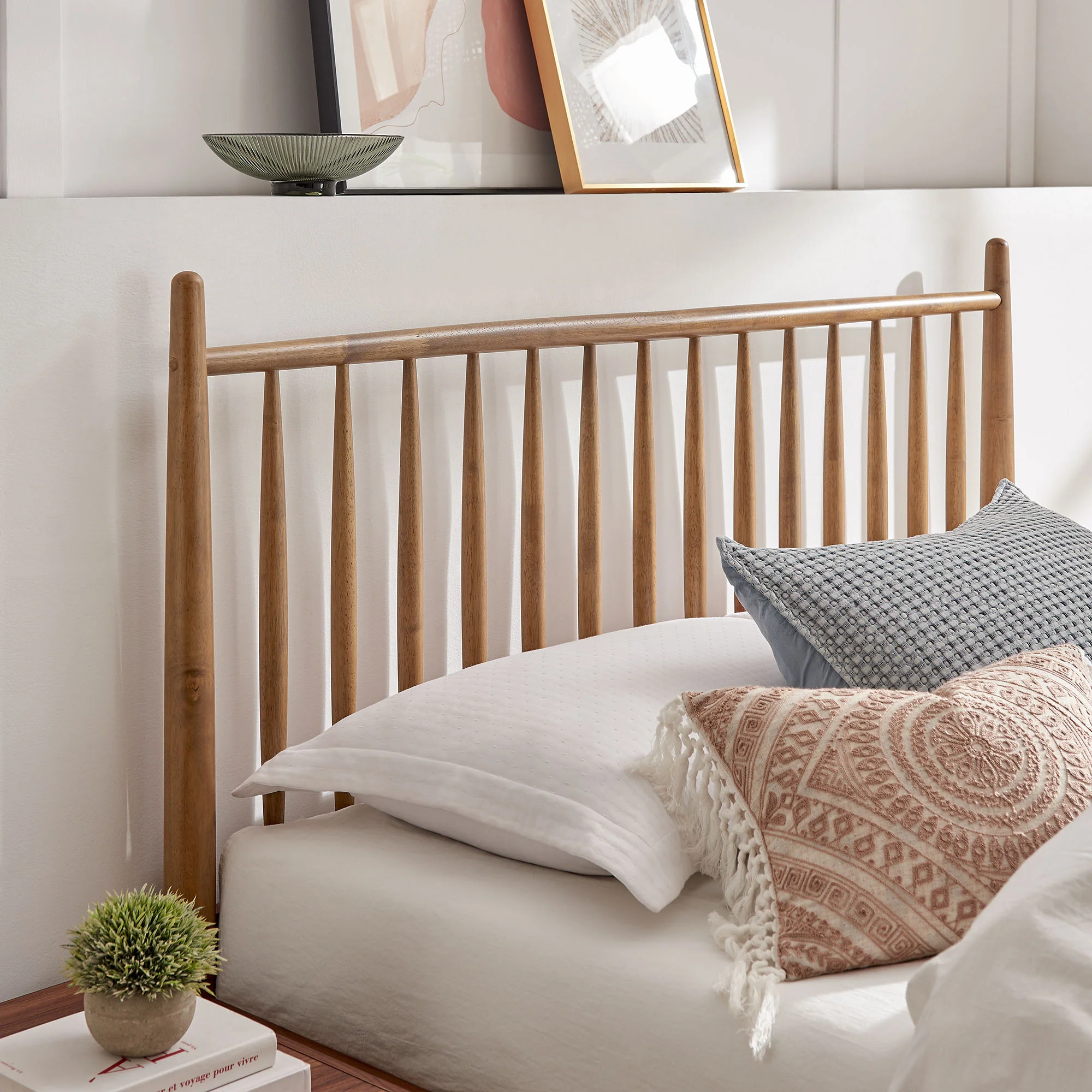 Zane Queen Size Spindle Bed by Modway - Image 23